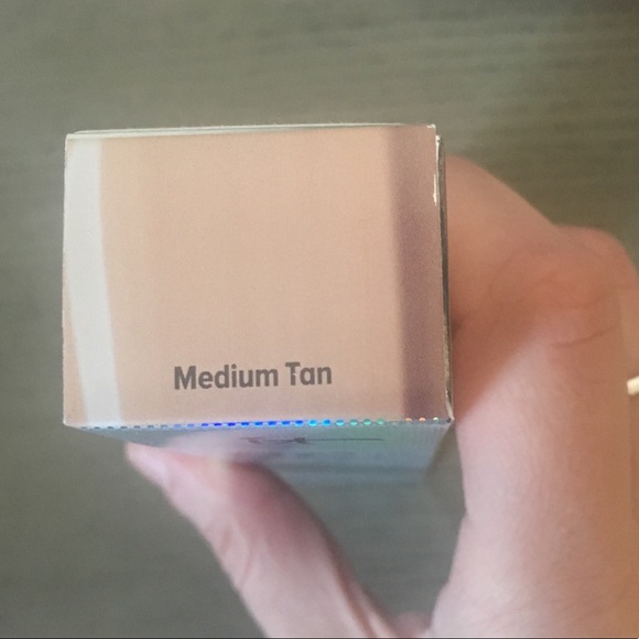 NIB IT Cosmetics CC+ Cream with SPF 50 - Picture 2 of 2